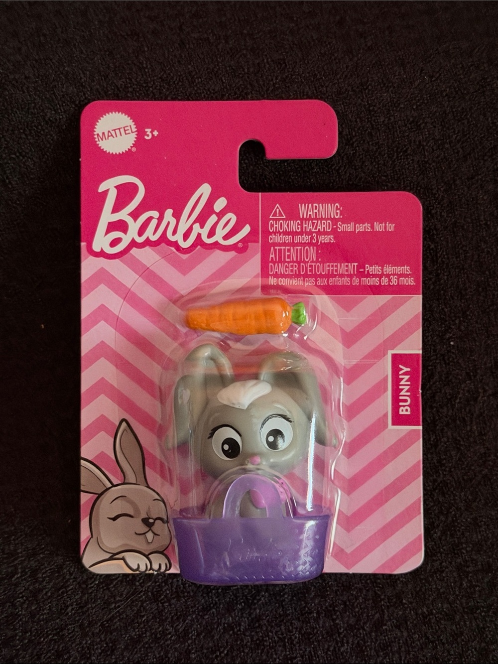 New Barbie Pet Bunny in
Basket / Carrier Purse with Toy Carrot